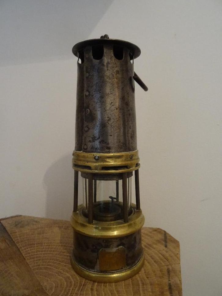 Mijnwerkerslamp Borinage N 85 BELGIË -, Antiek en Kunst, Antiek | Overige Antiek, Ophalen of Verzenden
