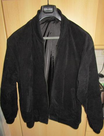 suede leather jacket beschikbaar voor biedingen