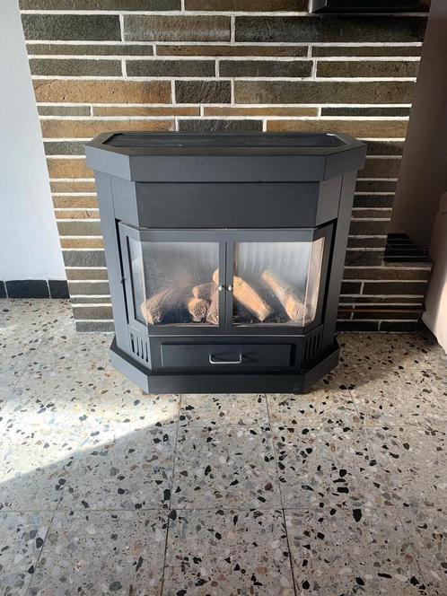 Aardgasvuur zeer goede staat, Doe-het-zelf en Bouw, Verwarming en Radiatoren, Ophalen