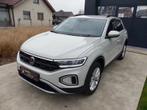 Volkswagen T-Roc Life Automaat, trekhaak, navi, AppConnect,, Autos, Volkswagen, 144 g/km, Argent ou Gris, Achat, Entreprise