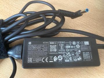 Chargeur HP 45W beschikbaar voor biedingen
