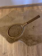 Antieke tennisracket, Ophalen