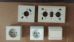 Prises et interrupteurs apparents Niko, Enlèvement, Comme neuf, Interrupteur
