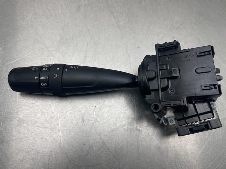 INTERRUPTEUR D'ECLAIRAGE Suzuki Vitara (LY / MY) (|173744|), Autos : Pièces & Accessoires, Tableau de bord & Interrupteurs, Suzuki