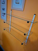 wandrekje met 3 glazen leggers, Enlèvement, Utilisé