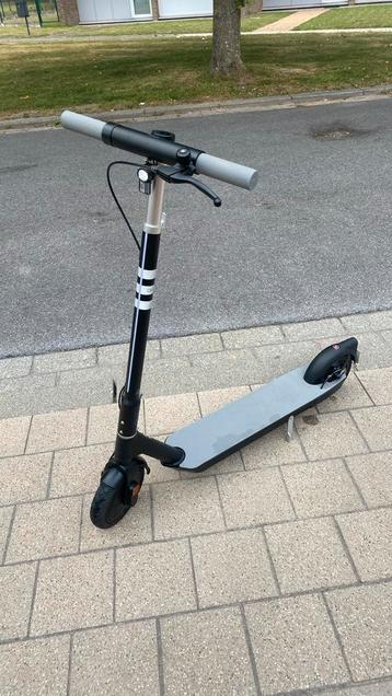 Trottinette électrique, Enlèvement, Comme neuf, Okai