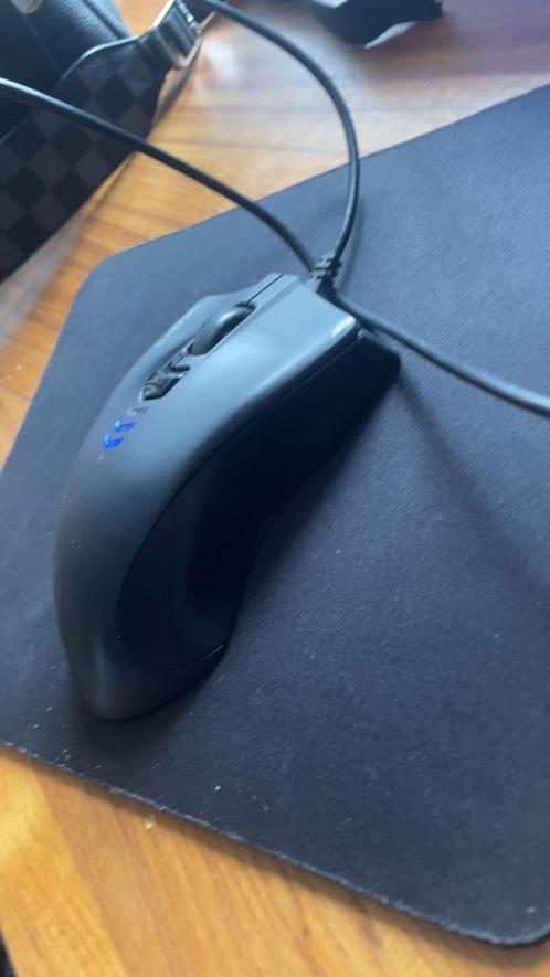Gigabyte FORCE M7 Gaming Muis – Hoge Precisie & Ergonomisch, Computers en Software, Muizen, Zo goed als nieuw, Muis, Rechtshandig