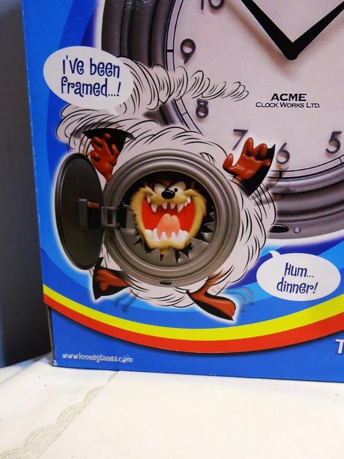Disney Tasmanian Devil pratend Klok Grappig😎💑🤗🎁👌, Handtassen en Accessoires, Horloges | Kinderen, Nieuw, Jongen of Meisje