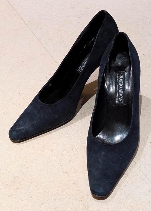 Giorgio Armani vintage pumps, Kleding | Dames, Schoenen, Zo goed als nieuw, Pumps, Blauw, Ophalen of Verzenden