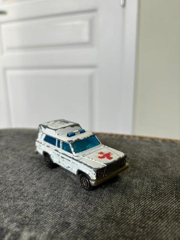 Ambulance Majorette 