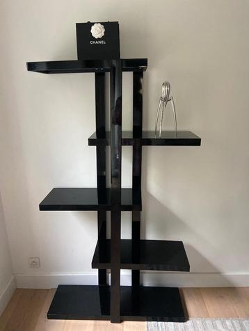Etagère  meubel beschikbaar voor biedingen