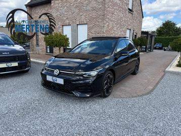 Volkswagen Golf VIII 1.5 eTSI 150PK DSG R-Line PANO NIEUW beschikbaar voor biedingen
