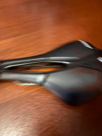 Prologo scratch m5 zadel, Envoi, Comme neuf, Selle