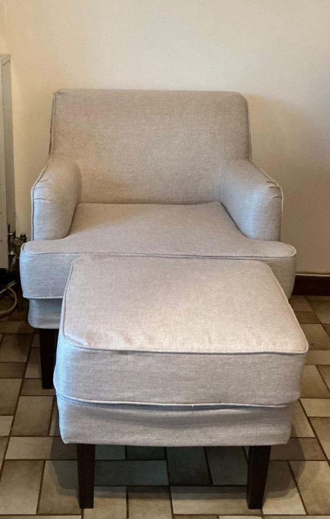 1persoonszit en voetenbank, Huis en Inrichting, Zetels | Zetels, Zo goed als nieuw, Stof, Ophalen