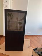 Besta Buffetkast (IKEA) zwarte voorkant, bruine structuur, Huis en Inrichting, Ophalen, Gebruikt