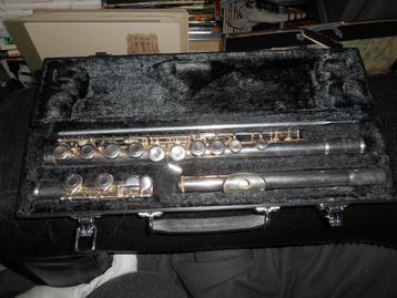 Flûte traversière de marque YAMAYA avec coffret, Musique & Instruments, Instruments à vent | Flûtes traversières & Piccolos, Enlèvement ou Envoi