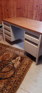 Ijzeren bureau, Huis en Inrichting, Ophalen of Verzenden, Bureau