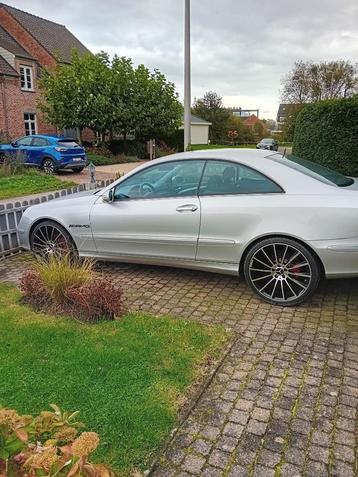 Zeer mooie Mercedes CLK 270 CDI coupe. BOUWJAAR 2006., Cuir, Argent ou Gris, Achat, Carnet d'entretien