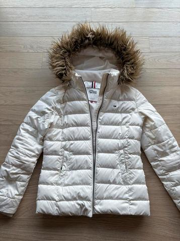 Winterjas Tommy Hilfiger Maat M beschikbaar voor biedingen