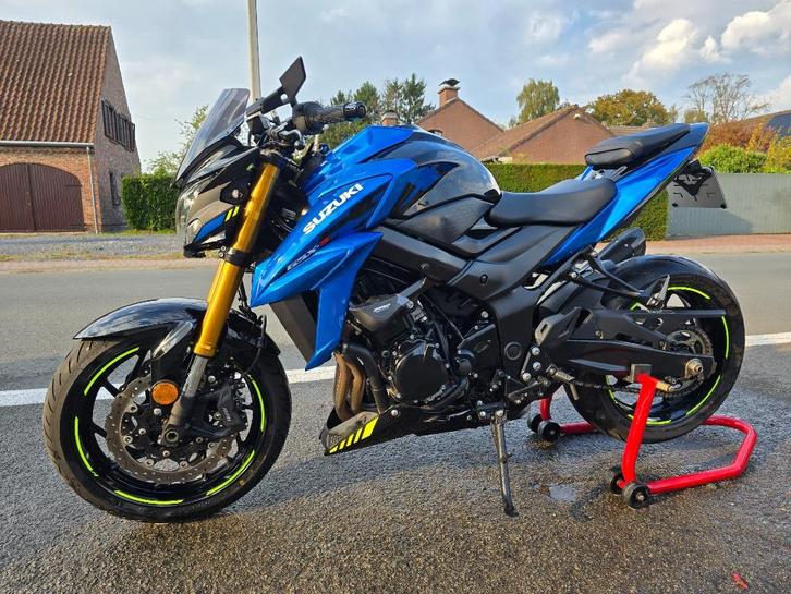 Suzuki gsx s750, Motoren, Motoren | Suzuki, Bedrijf, Naked bike, meer dan 35 kW, 4 cilinders, Motorrijbewijs A, ABS, Sportuitlaat