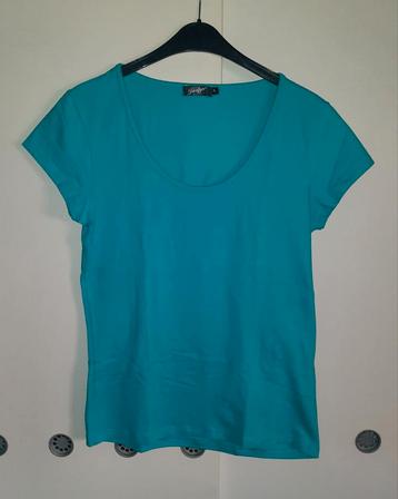 Jazlyn tshirt "XL" beschikbaar voor biedingen