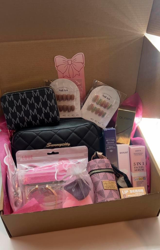 Beauty Box, Handtassen en Accessoires, Uiterlijk | Cosmetica en Make-up, Zo goed als nieuw, Make-up, Ophalen of Verzenden