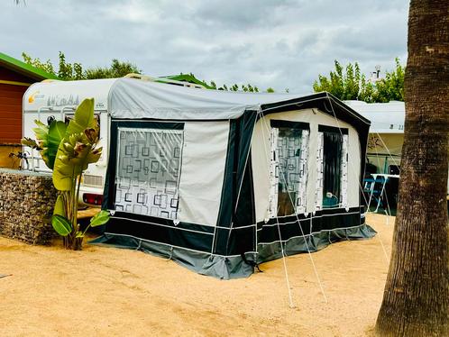 Chateau type 406 Delta Euroliner 3900 FB + Nieuwe voortent., Caravans en Kamperen, Caravans, Particulier, tot en met 4, 750 - 1000 kg