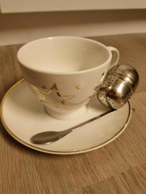 Service à thé : tasse + soucoupe avec motif étoile, Maison & Meubles, Cuisine | Vaisselle, Neuf, Tasse(s) et/ou soucoupe(s), Autres styles