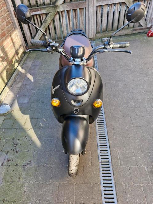 E-scooter Leone ,Arrow.als nieuw!Een koopje, Fietsen en Brommers, Scooters | Overige merken, Zo goed als nieuw, Ophalen