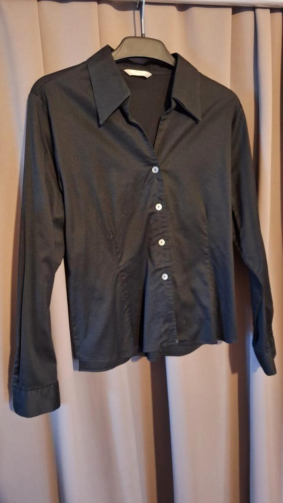 Dames blouse met knopen zwart maat 42 bust 92 cm nieuw, Kleding | Dames, Blouses en Tunieken, Zo goed als nieuw, Maat 42/44 (L)