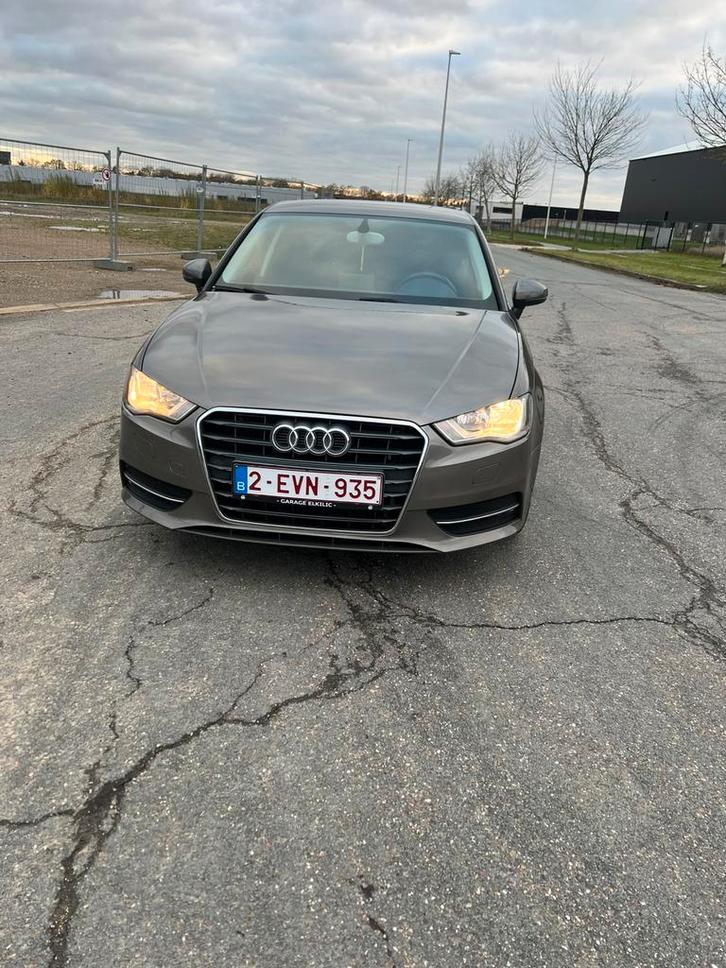 Audi a3 2013, Autos, Audi, Particulier, A3, Air conditionné, Bluetooth, Ordinateur de bord, Vitres électriques, Phares antibrouillard