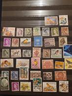 77 postzegels australia, Postzegels en Munten, Ophalen of Verzenden