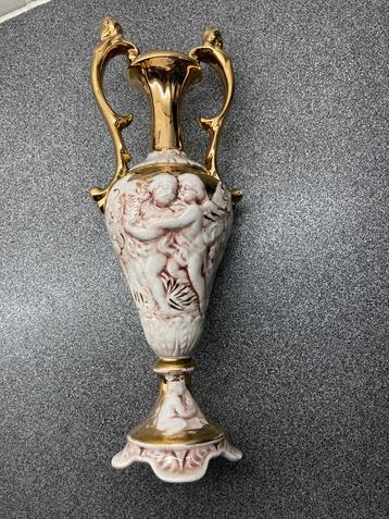Vintage Porseleinen Vaas Italië beschikbaar voor biedingen