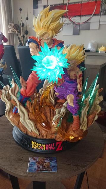 Goku et Gohan Kamehameha KD Collectibles beschikbaar voor biedingen