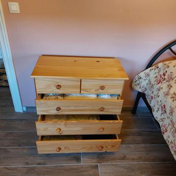 Commode en bois