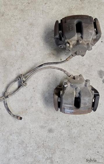 Remklauwen remblokken voorzijde set BMW X3 serie E83 3411676 beschikbaar voor biedingen