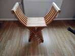 Opklapbare (sier)kruk of plantenstandaard in hout, Huis en Inrichting, Stoelen, Ophalen, Hout