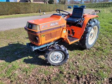 Mini trekker 21pk kubota 4x4 weilandbloter en klepelmaaier  beschikbaar voor biedingen