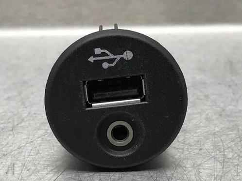 DIVERSEN AUX/USB aansluiting Nissan Juke (F15), Auto-onderdelen, Overige Auto-onderdelen, Nissan, Gebruikt
