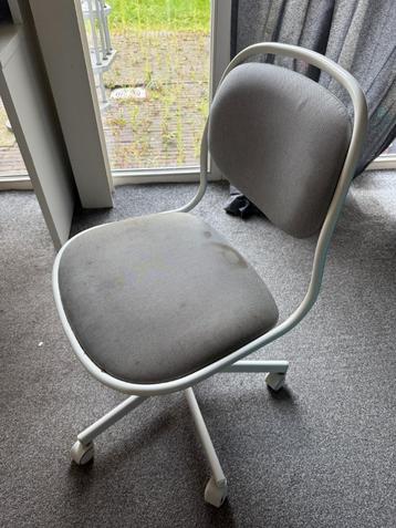 Chair Grey beschikbaar voor biedingen