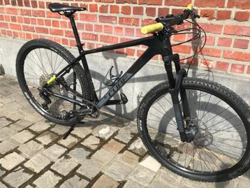 CUBE Reaction Pro Carbon MTB beschikbaar voor biedingen