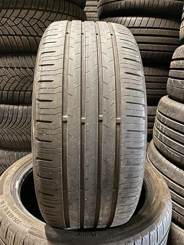 225/40/18 Continental beschikbaar voor biedingen