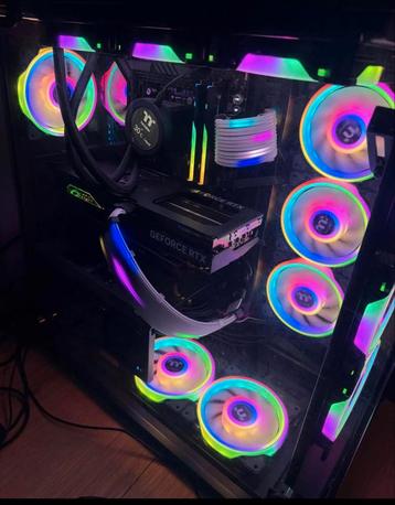 Custom gaming pc beschikbaar voor biedingen
