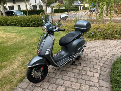 Vespa Sprint Full option B-klasse, Fietsen en Brommers, Brommers | Vespa, Zo goed als nieuw, Overige modellen, Klasse B (45 km/u)