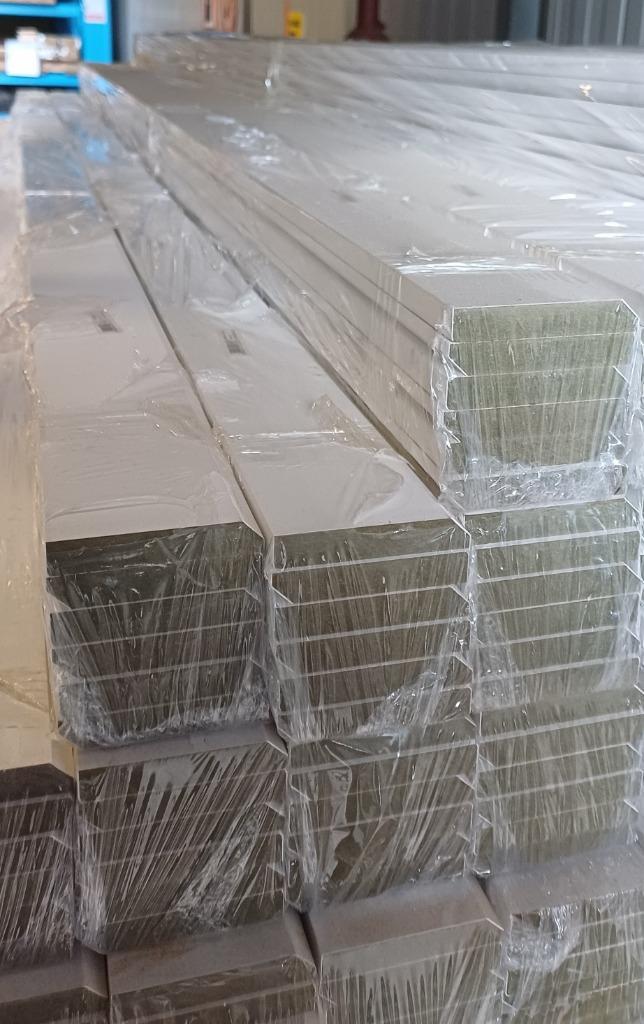 plinten, Doe-het-zelf en Bouw, Plinten en Afwerking, Nieuw, Plinten, MDF, Ophalen