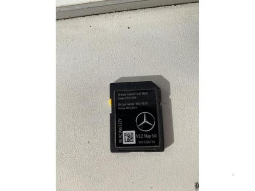 Navigation carte SD d'un Mercedes E-Klasse, Autos : Pièces & Accessoires, Électronique & Câbles, Mercedes-Benz, Neuf, 12 mois de garantie