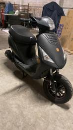 Scooter Classe A, Vélos & Vélomoteurs, Enlèvement, Comme neuf, Zip