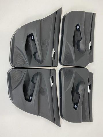 VW Golf 8 GTI Deurpanelen Leder zwart beschikbaar voor biedingen