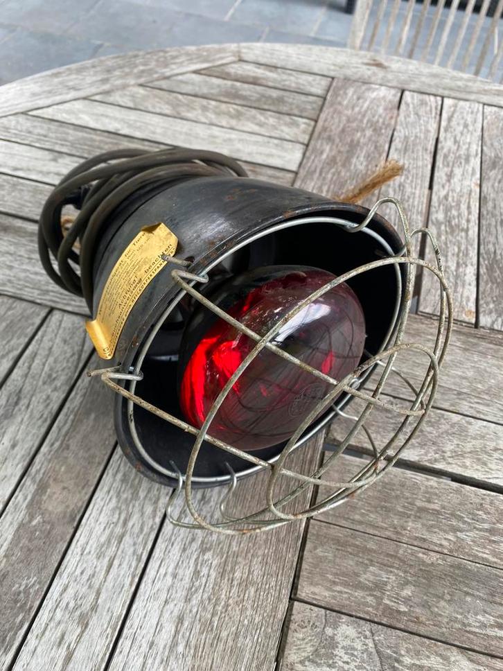 Intearood gloeilamp/Infraroodverwarmingslamp, Dieren en Toebehoren, Pluimvee | Toebehoren, Zo goed als nieuw, Ophalen