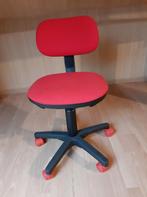 Kinderbureastoel in rode stof., Ophalen, Gebruikt